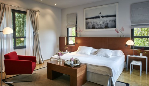 Suite, zum Garten hin