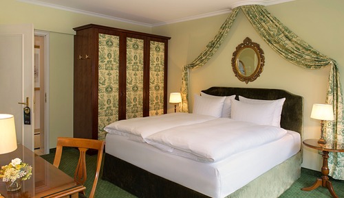 Deluxe-Doppelzimmer, Hügelblick
