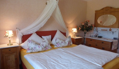 Apartment "Blütenzauber" Lage: 01. OG 55sqm long stay (plus 4 nights) excl. Breakfast