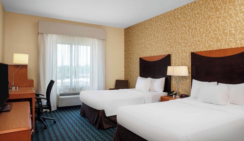 Zimmer, 2 Doppelbetten