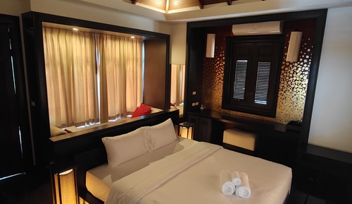 Deluxe Pool Villa Ocean View