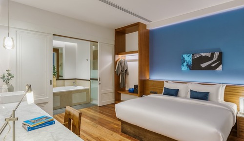 Utmost Executive Suite Seaview