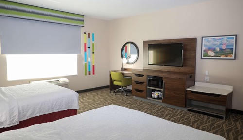 Zimmer, 2 Queen-Betten, barrierefrei, Nichtraucher (Bathtub)