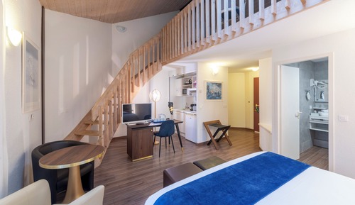 Familien-Vierbettzimmer