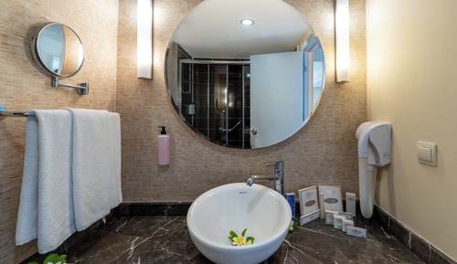 Standard Room With Non Alcoholic Drinks