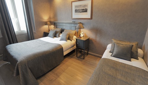Dreibettzimmer