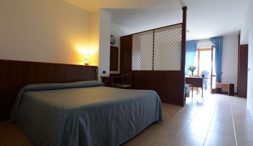 Superior-Vierbettzimmer, 1 Schlafzimmer, Poolblick
