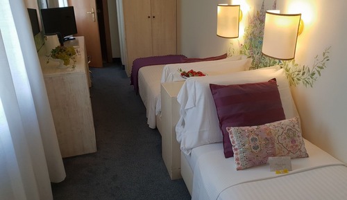 Economy-Zweibettzimmer