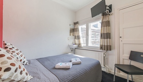 Basic-Doppelzimmer, Gemeinschaftsbad