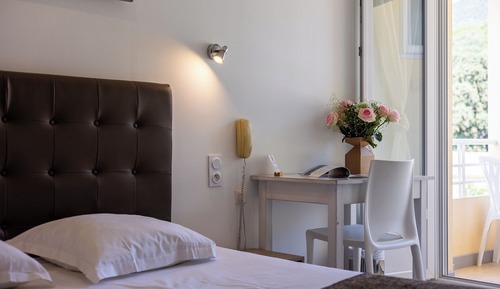 Doppelzimmer, Hügelblick