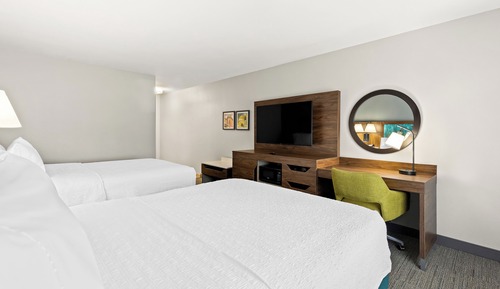 Room, 2 Queen Beds, Accessible, Non Smoking (Hearing)