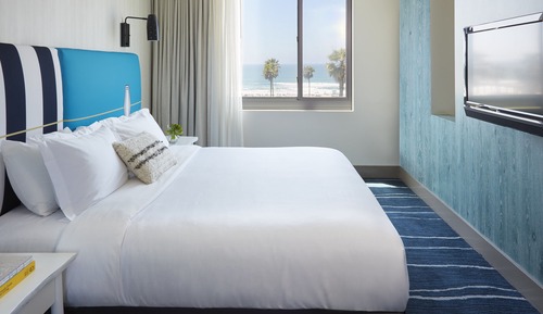 Zimmer, 1 King-Bett, barrierearm, Meerseite (Communications)