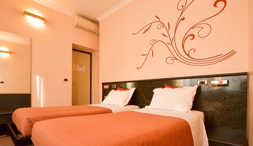 Dreibettzimmer