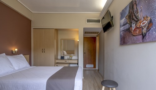 Standard-Doppel- oder -Zweibettzimmer (with Extra Bed)