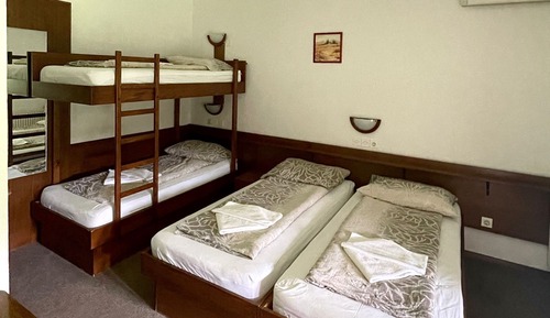 Vierbettzimmer