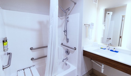 Suite, 1 King-Bett, barrierefrei (Communications, Accessible Tub)