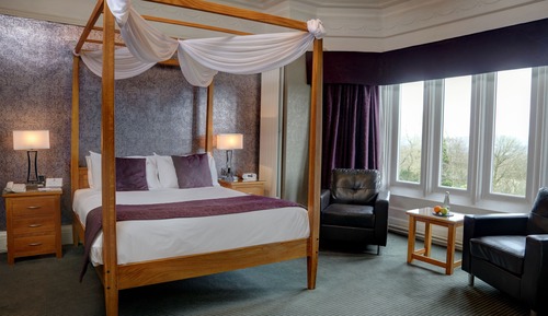 Superior-Zimmer, 1 Doppelbett, Gartenblick (Four Poster Bed)