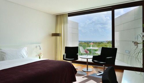 Standard-Doppel- oder -Zweibettzimmer