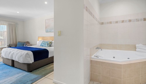 Luxury-Studio (Spa Apartment)