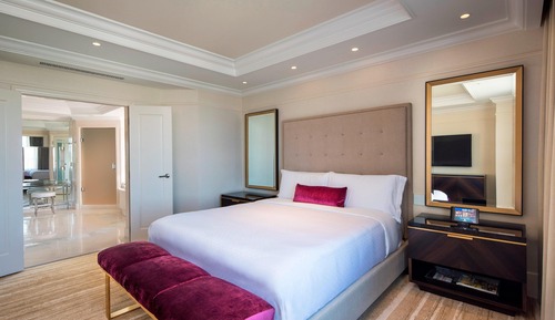 Suite, 1 King-Bett, Nichtraucher, Eckzimmer (St. Regis)