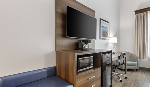 Standardzimmer, 2 Queen-Betten, Nichtraucher, Kühlschrank und Mikrowelle (Larger Room)