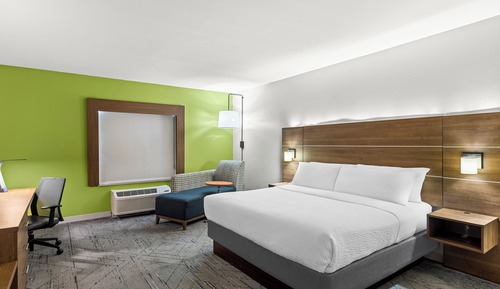 Suite, 1 King-Bett, barrierearme Badewanne (Communications)