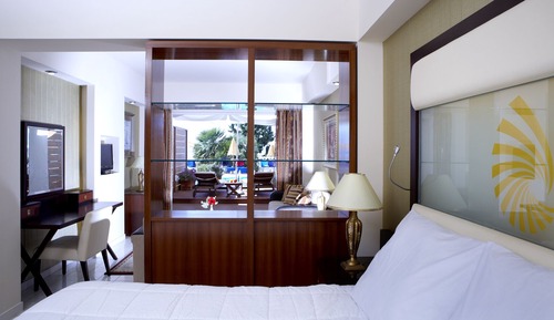 Junior-Suite, Poolseite