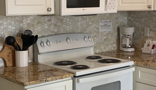 One Bedroom Cottage #1837