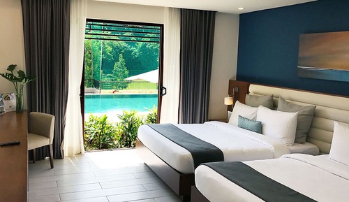 Premier-Zimmer, Poolblick (Laguna)