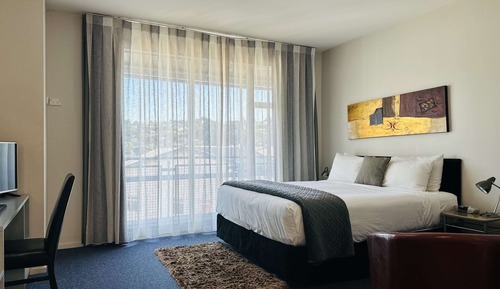 Standardzimmer, 1 King-Bett, Nichtraucher, Balkon