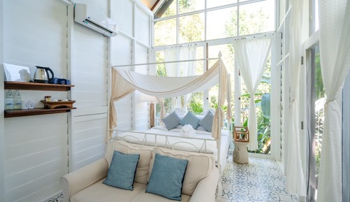 Honeymoon Villa