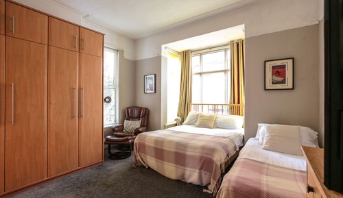 Dreibettzimmer, mit Bad