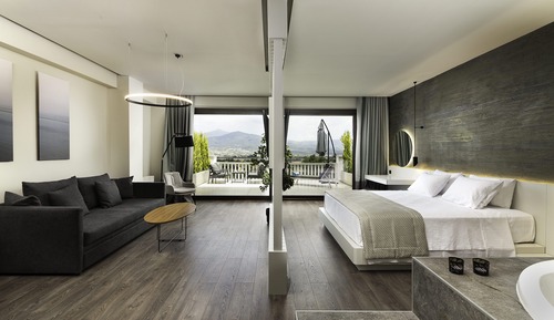 Panoramic-Studiosuite, 1 King-Bett