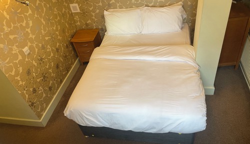 Basic-Doppelzimmer, mit Bad