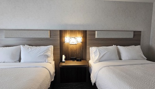 Zimmer, 2 Queen-Betten, barrierefrei, Nichtraucher (Comm, Mobil, Roll Shwr)