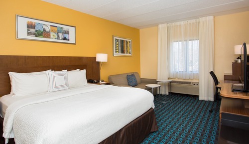 Zimmer, 1 King-Bett, Nichtraucher (Mobility/Hearing Access, Roll-In Shwr)