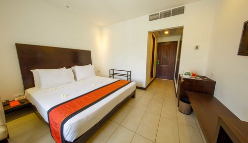 Standard-Doppelzimmer, Stadtblick