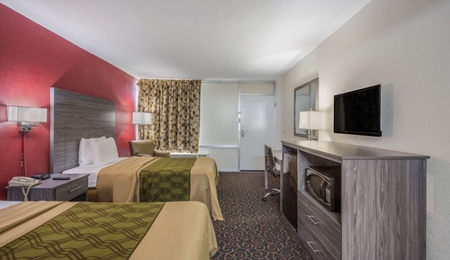 Zimmer, 2 Doppelbetten, Nichtraucher