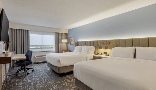 Standardzimmer, 2 Queen-Betten (Communications, Accessible Tub)
