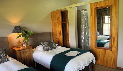 Basic-Zweibettzimmer