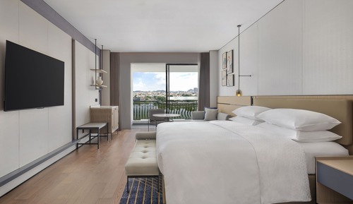 Zimmer, 1 King-Bett, Balkon, Seeblick