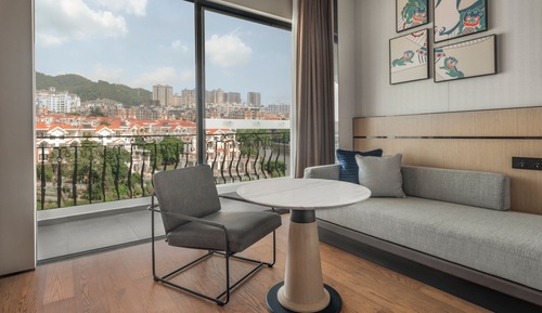 Superior-Zimmer, 1 King-Bett, Balkon, Stadtblick