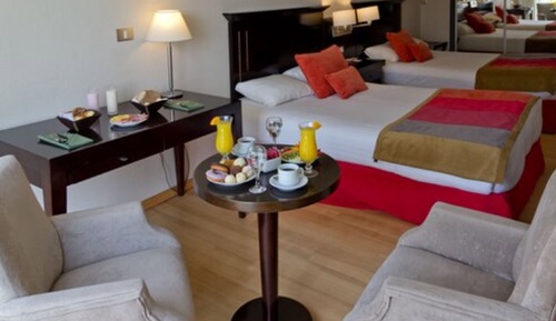 Zweibettzimmer, Flussblick