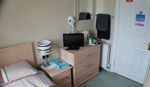 Einzelzimmer, mit Bad (B&B)