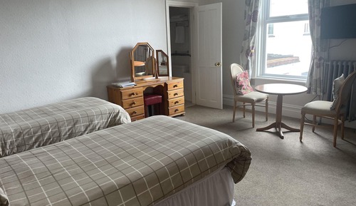 Zweibettzimmer, mit Bad