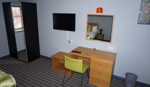 Familienzimmer (2 adults and 2 children)