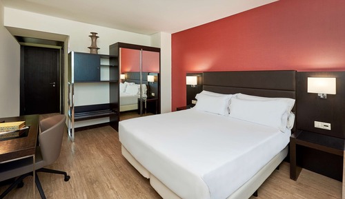 Standardzimmer (Extra Bed 3 adults)