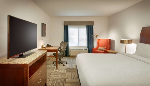 Zimmer, 1 King-Bett, barrierefrei (Roll-In Shower)