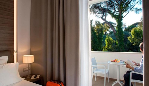 Comfort-Doppel- oder -Zweibettzimmer