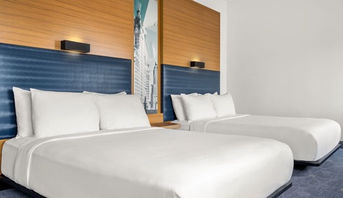 Zimmer, 2 Queen-Betten, Nichtraucher